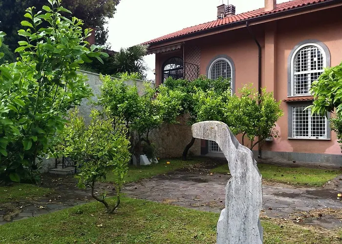 Iolanda Πανσιόν